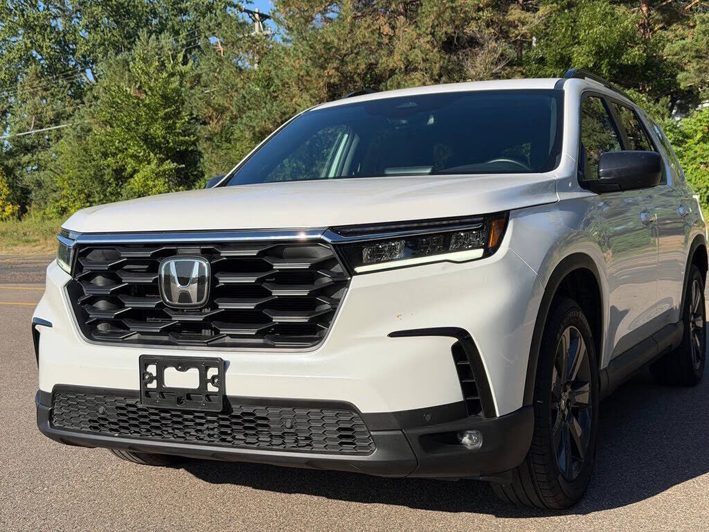 2025 HONDA Pilot