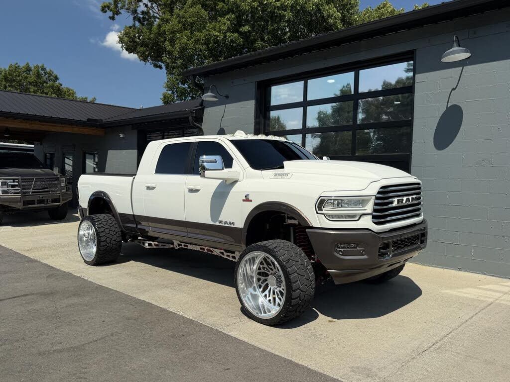 2024 RAM 2500