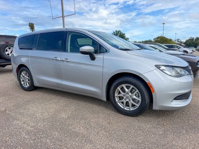 2022 CHRYSLER Pacifica