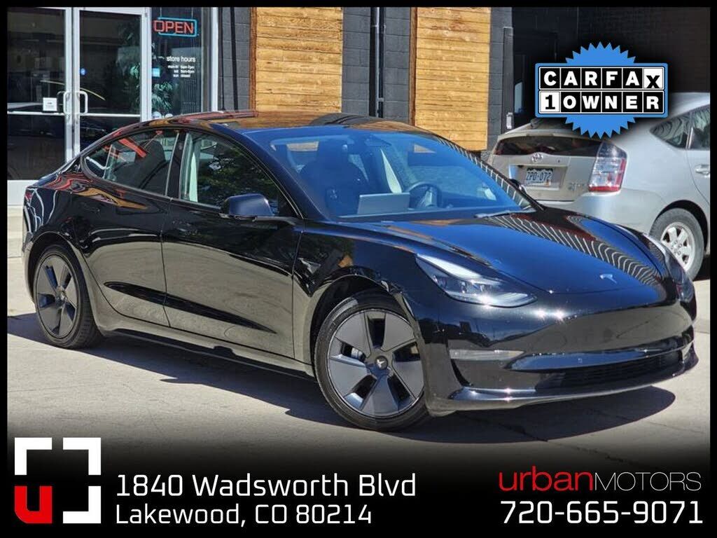 2022 TESLA Model 3