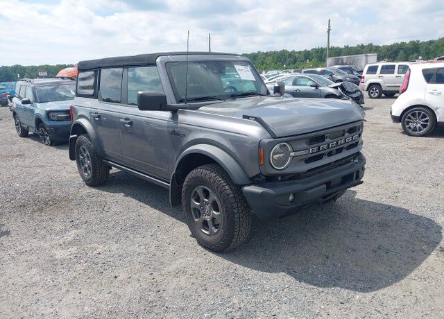 2021 FORD Bronco