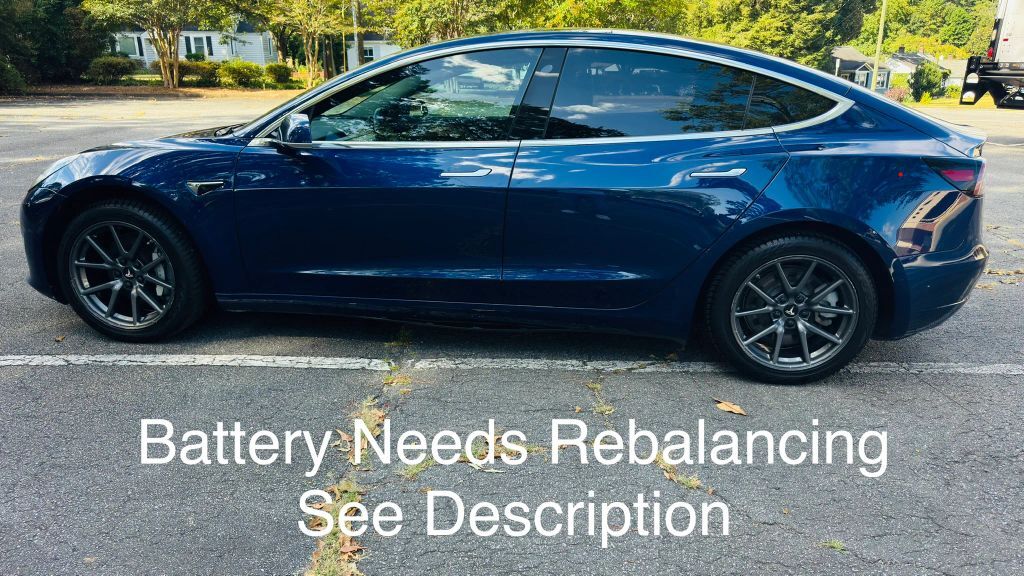 2018 TESLA Model 3