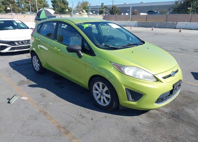2011 FORD Fiesta