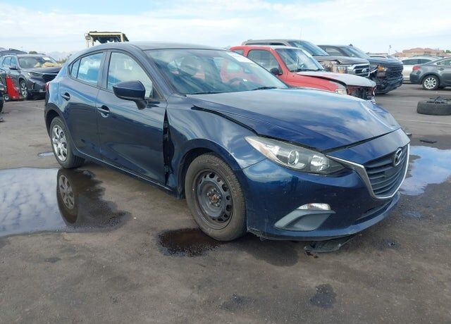 2015 MAZDA Mazda3