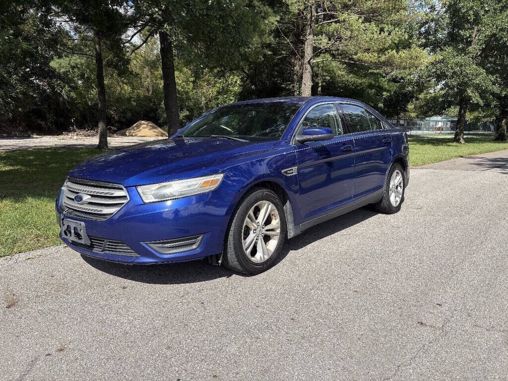 2014 FORD Taurus