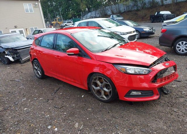 2017 FORD Focus