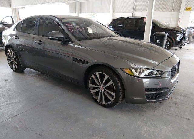 2017 JAGUAR XE
