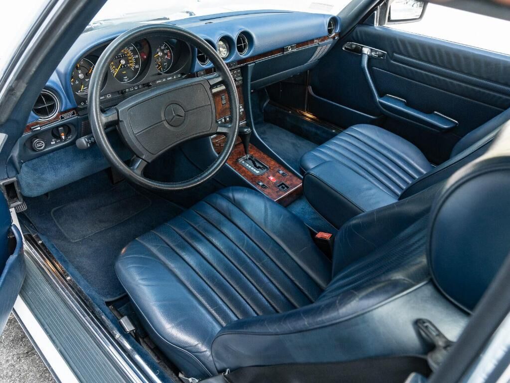 1987 Mercedes-Benz 560