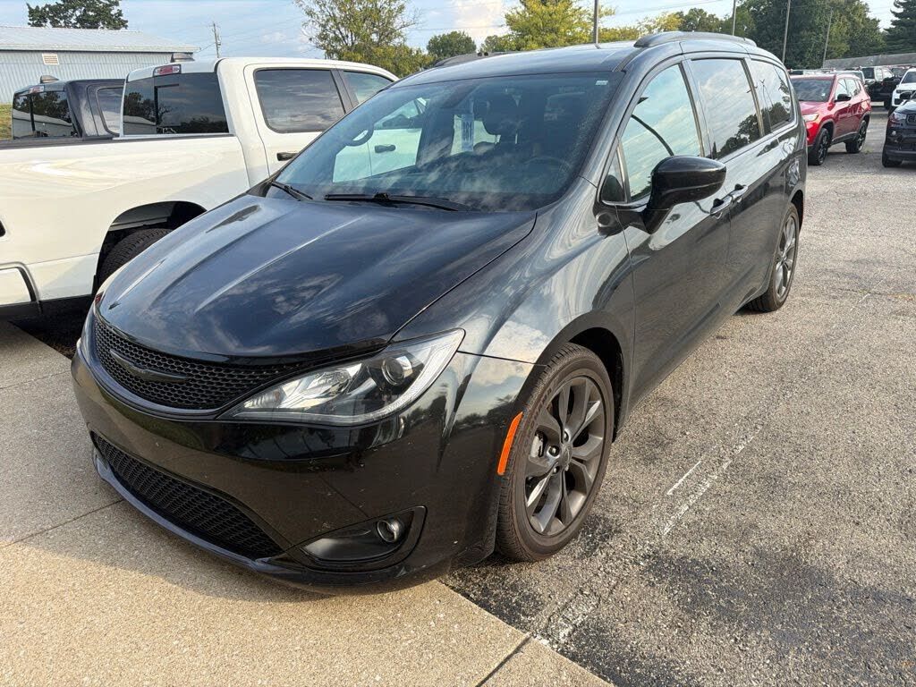 2020 CHRYSLER Pacifica