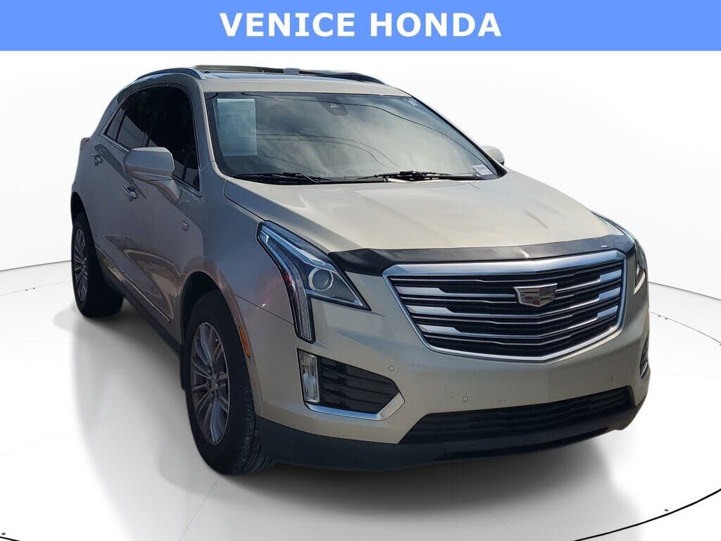 2017 CADILLAC XT5