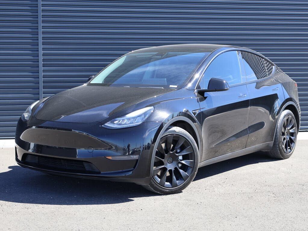 2021 TESLA Model Y