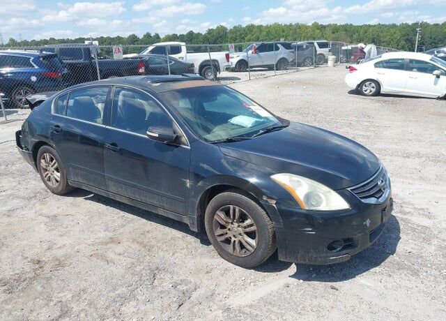 2012 NISSAN Altima
