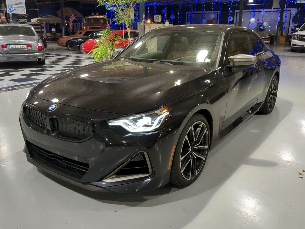 2022 BMW M2