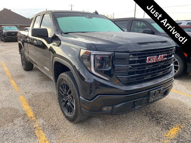 2023 GMC Sierra