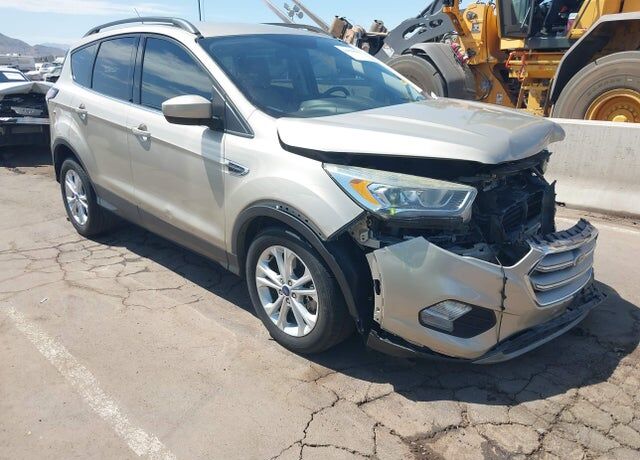 2017 FORD Escape