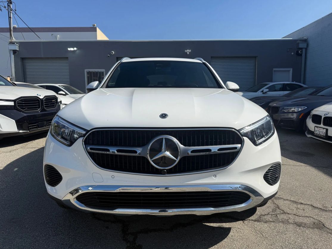 2024 Mercedes-Benz GLC-Class