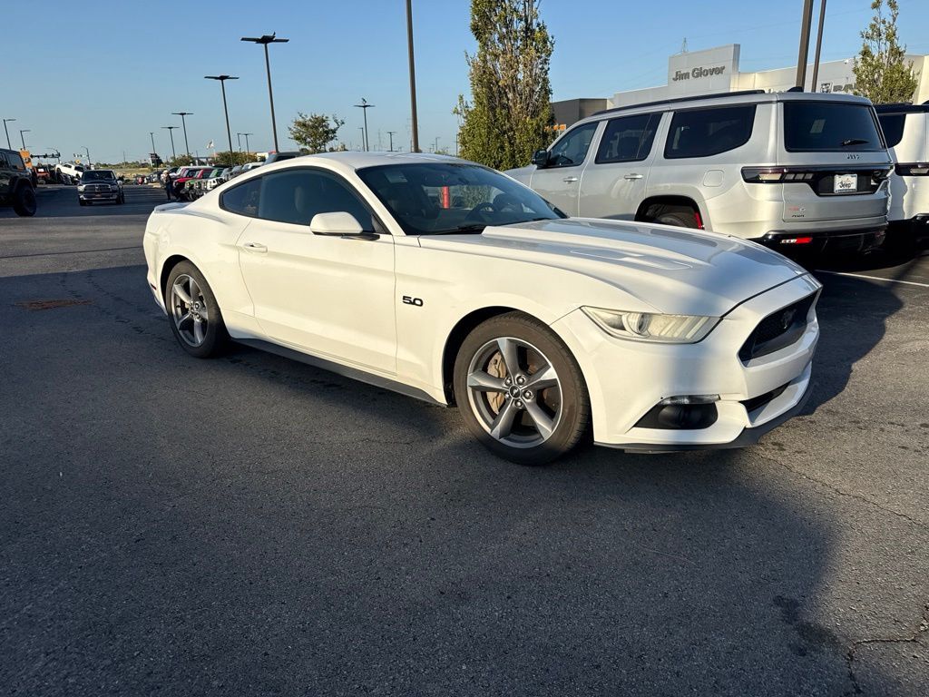 2017 FORD Mustang