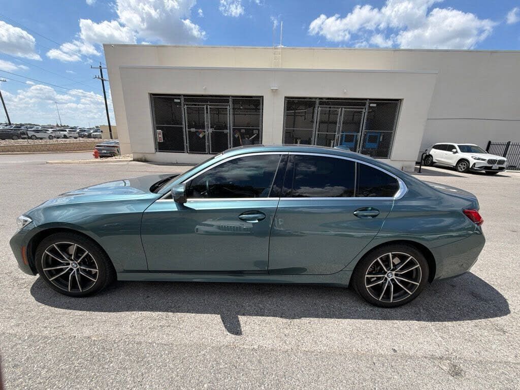 2021 BMW 330i