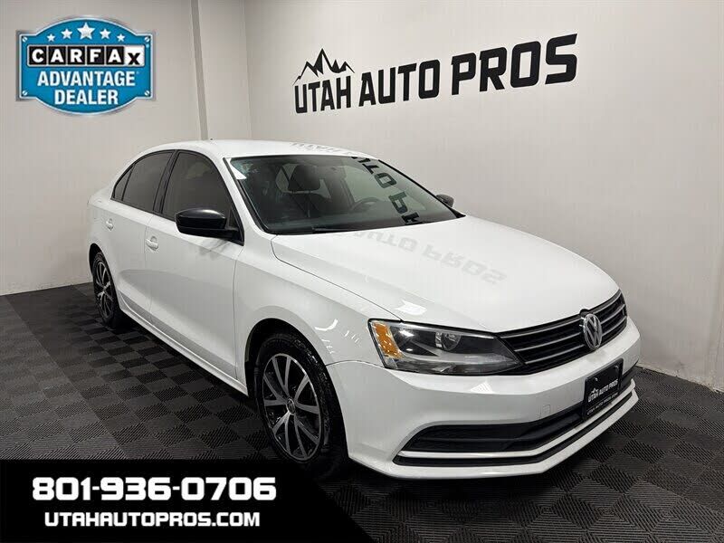 2016 VOLKSWAGEN Jetta