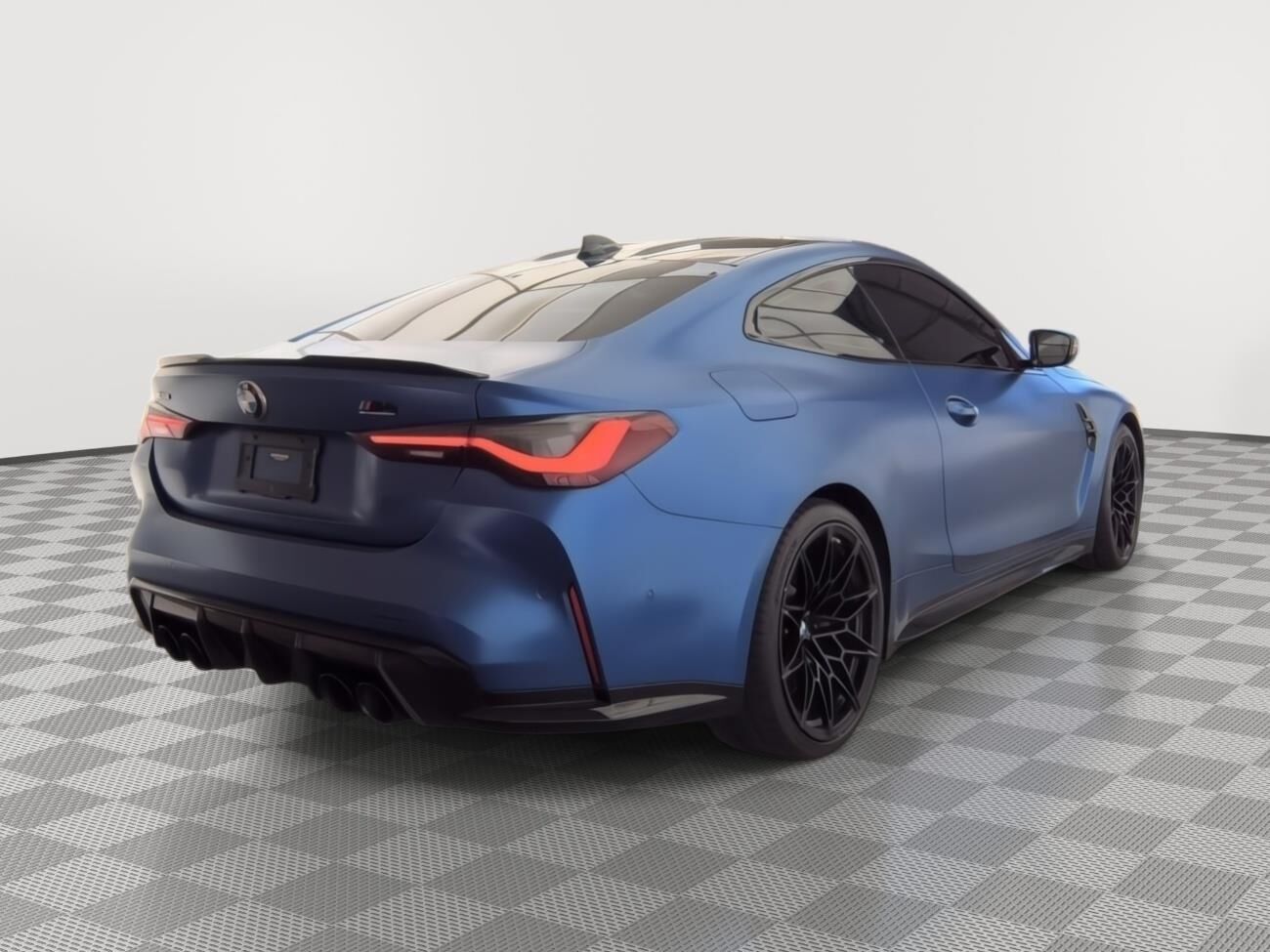 2023 BMW M4