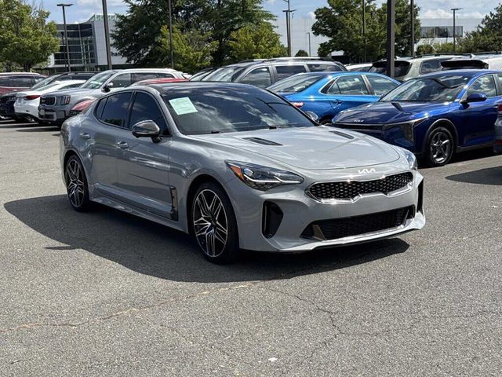 2022 KIA Stinger