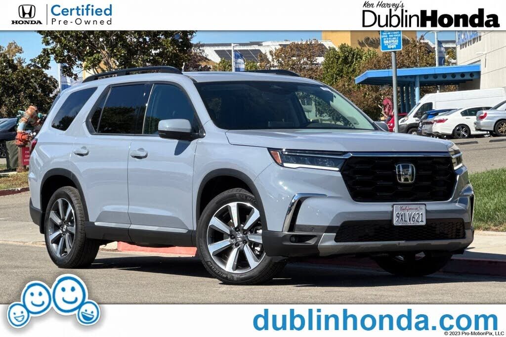 2025 HONDA Pilot