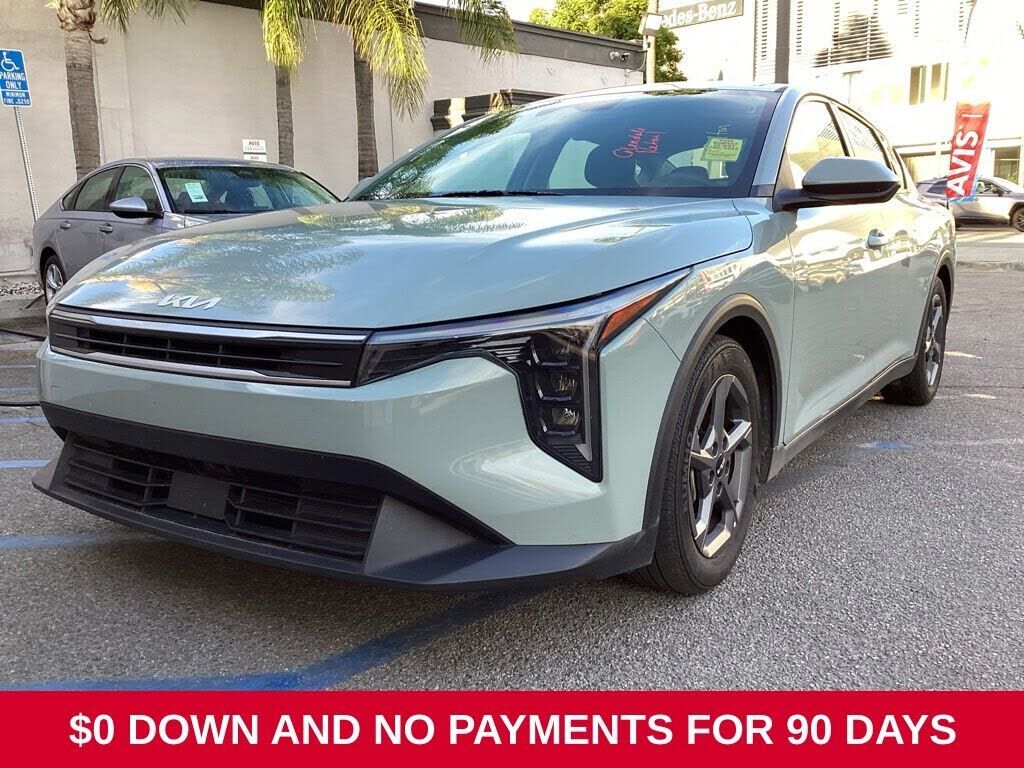 2025 KIA K4