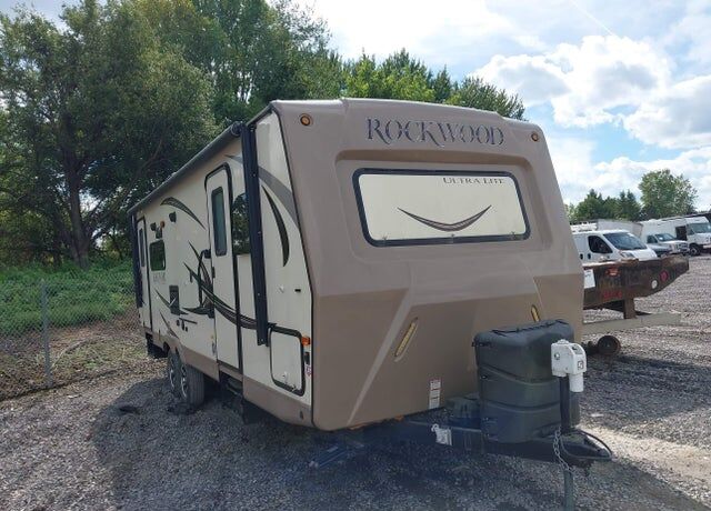 2016 FOREST RIVER Real-lite / Rockwood Lite Weight Trailers