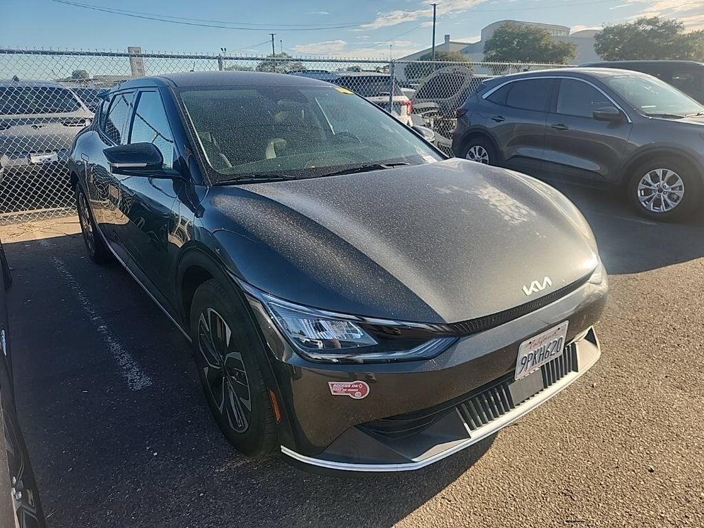 2024 KIA EV6