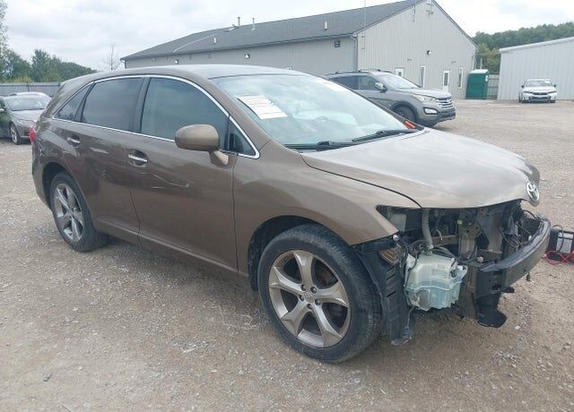 2011 TOYOTA Venza