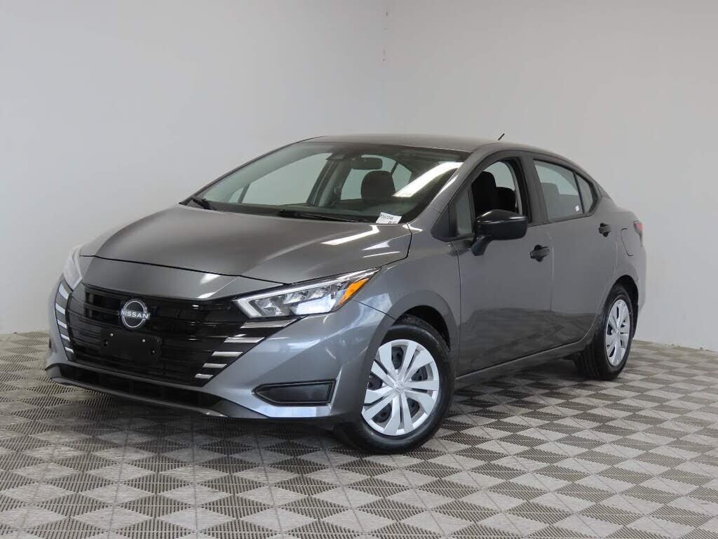 2025 NISSAN Versa