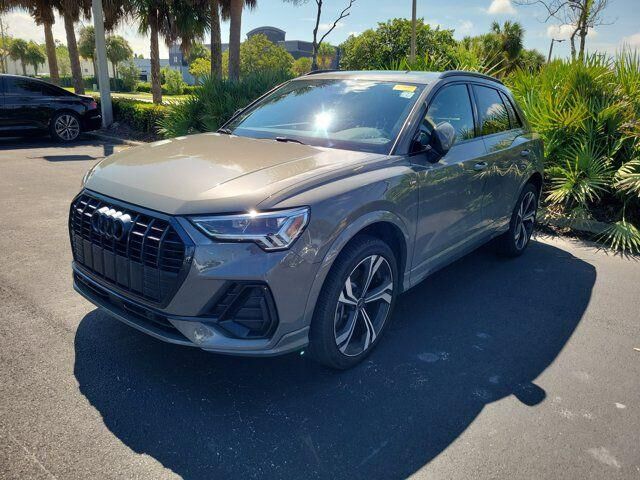 2023 Audi Q3