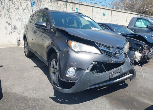 2015 TOYOTA RAV4