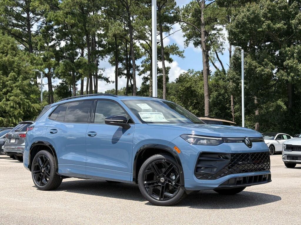 2026 VOLKSWAGEN Tiguan