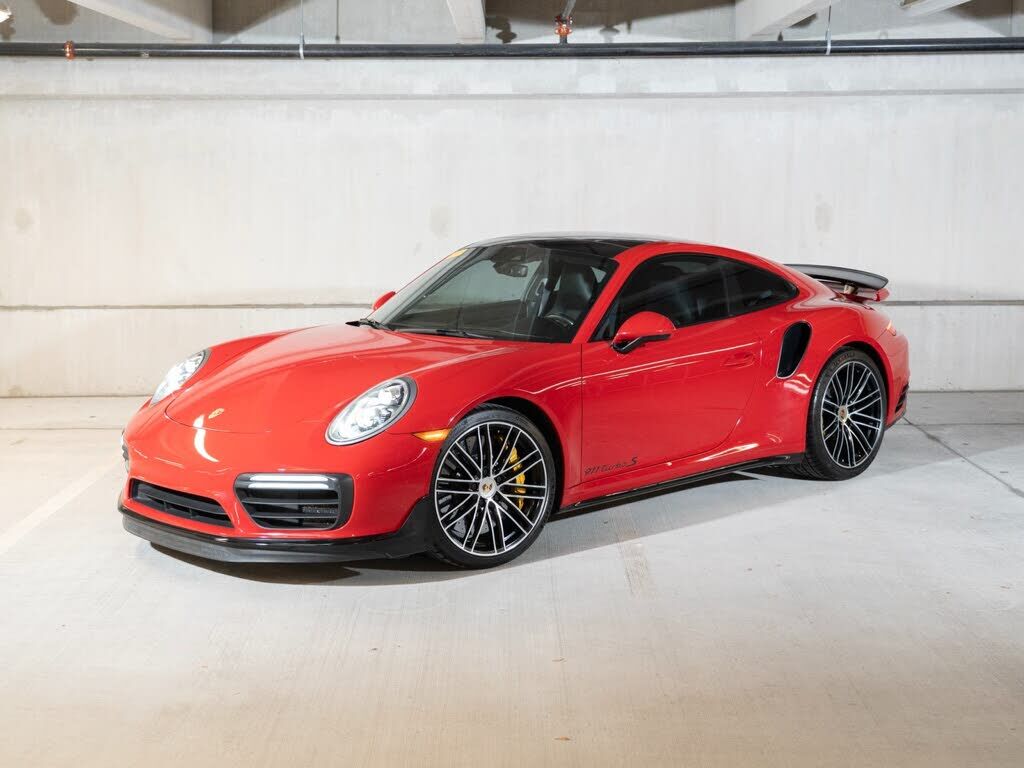 2019 PORSCHE 911