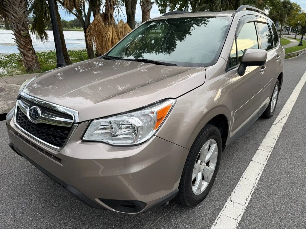 2016 SUBARU Forester