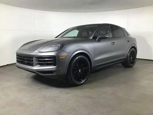 2026 PORSCHE Cayenne