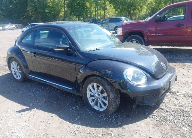 2018 VOLKSWAGEN Beetle