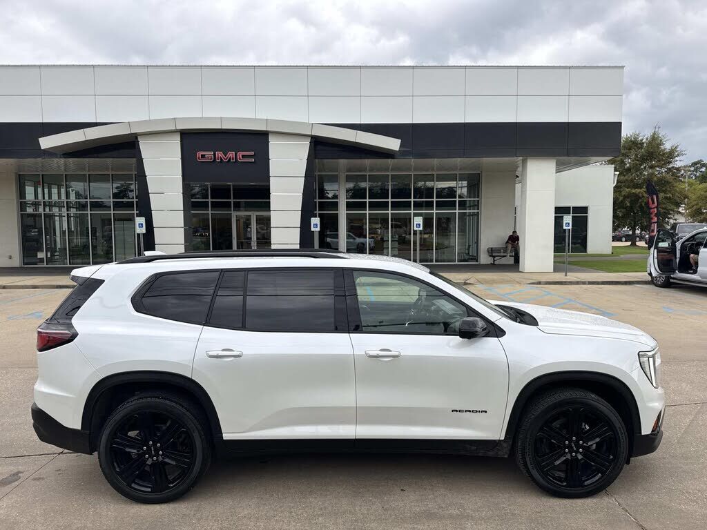 2025 GMC Acadia