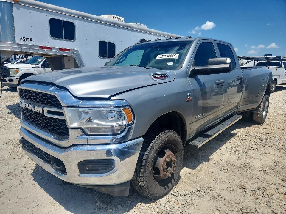 2021 RAM 3500