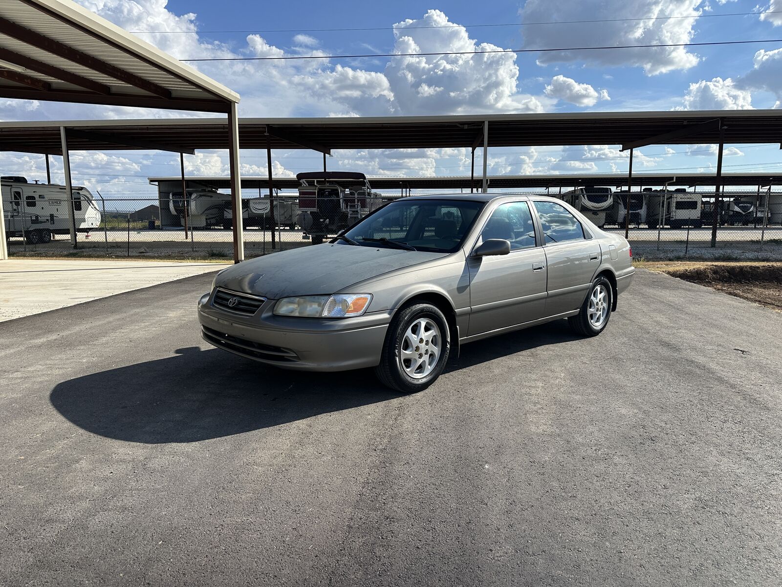 2001 TOYOTA Camry