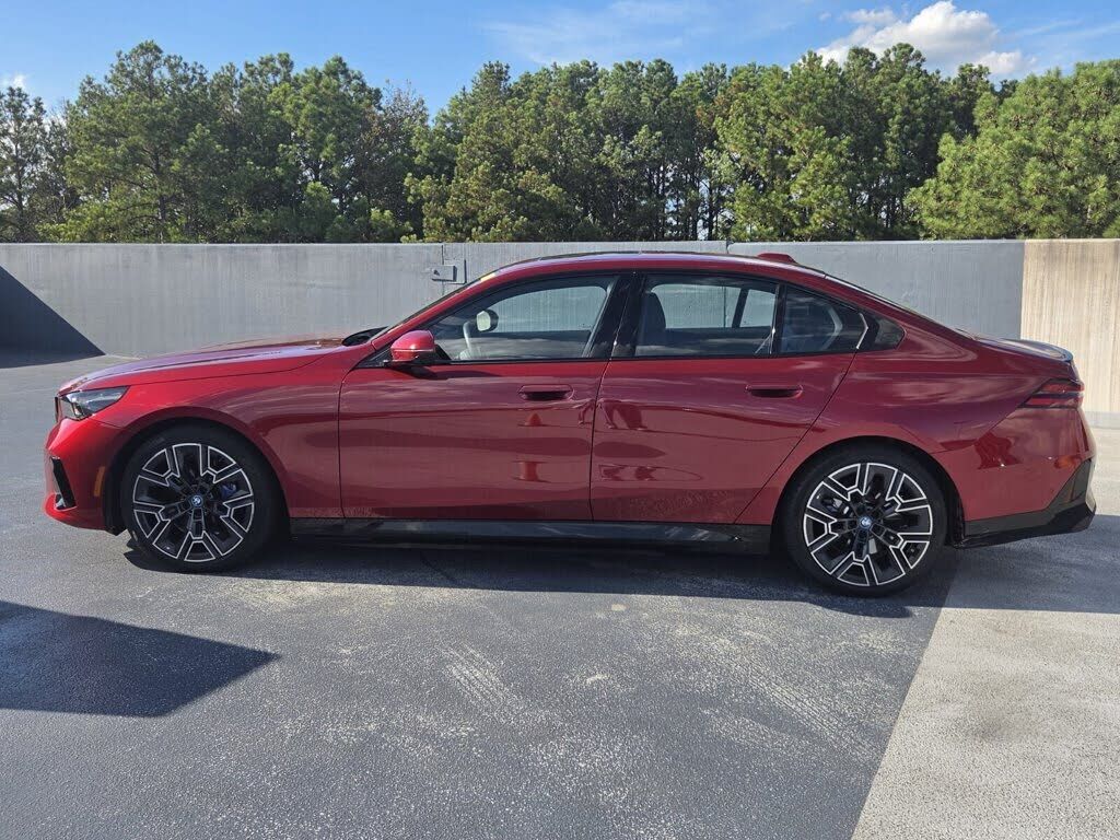 2024 BMW i5