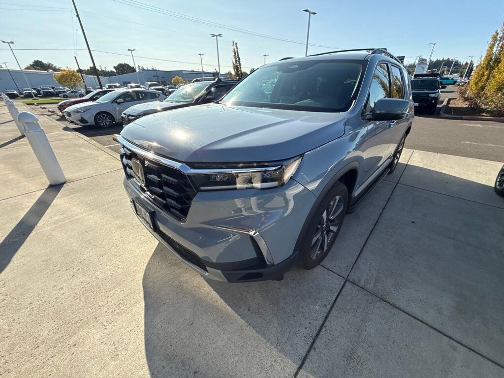2023 HONDA Pilot
