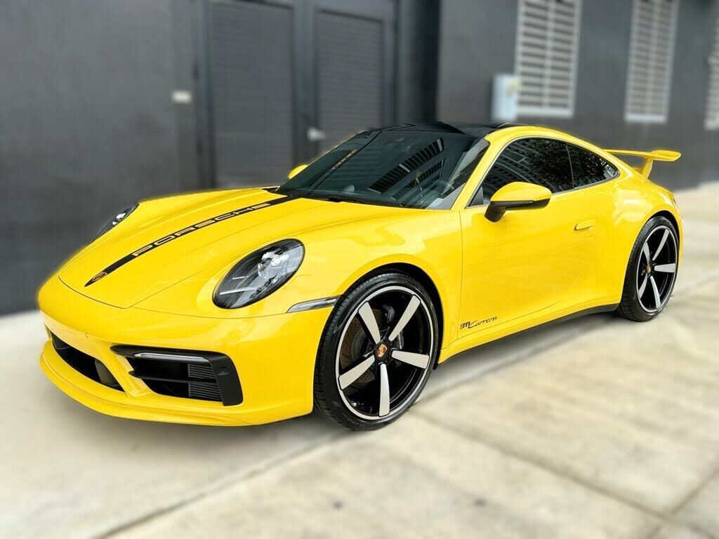 2021 PORSCHE 911