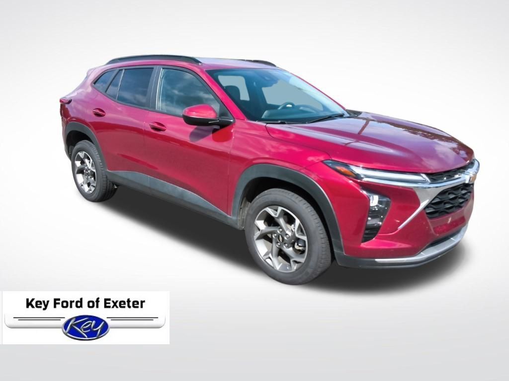 2025 CHEVROLET Trax