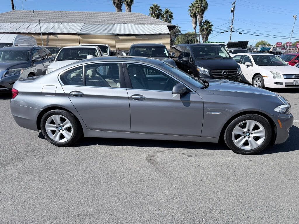 2011 BMW 528i