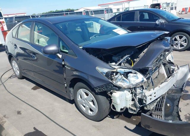 2011 TOYOTA PRIUS