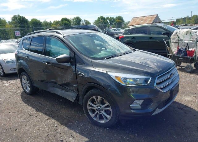 2018 FORD Escape