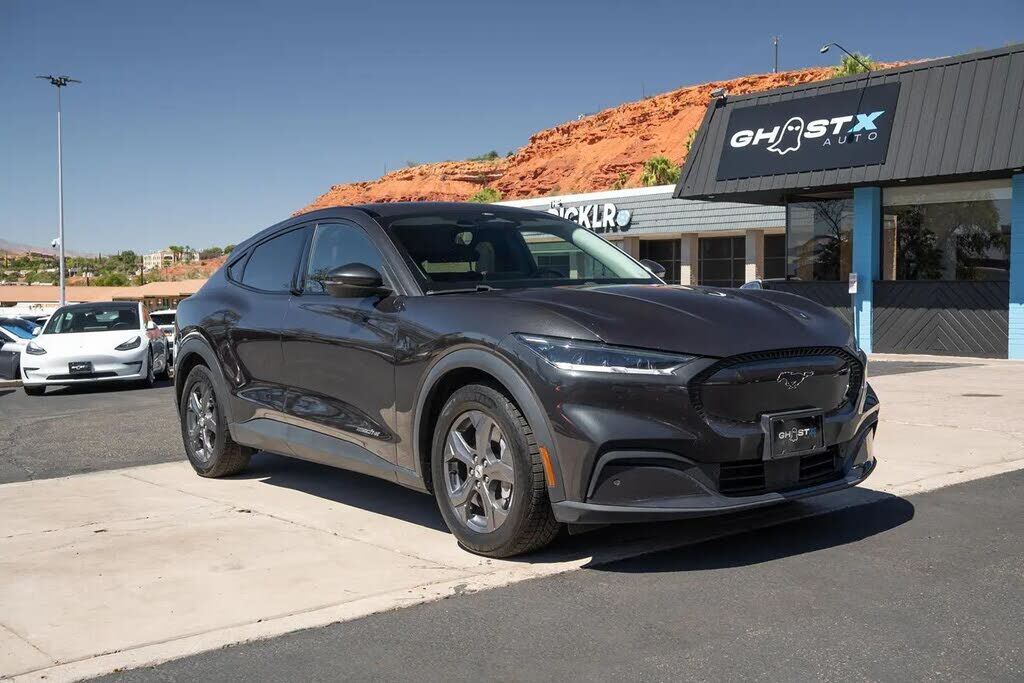 2022 FORD Mach-E