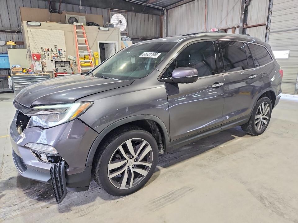 2017 HONDA Pilot